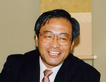 安��澄夫氏