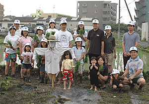田植え後のみなさん