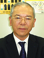 窪田隆一氏