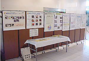 パネル展示も