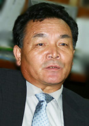 ���������g����
