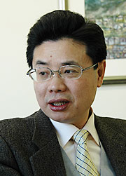 章政氏