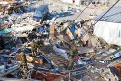被災地のようす（防衛省ホームページより）