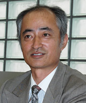 清水　紀雄氏
